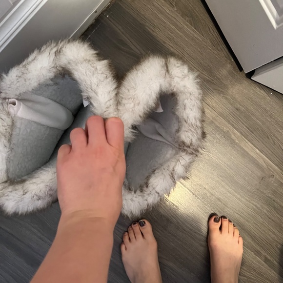 Size 8 Winter Boots - Picture 4 of 5